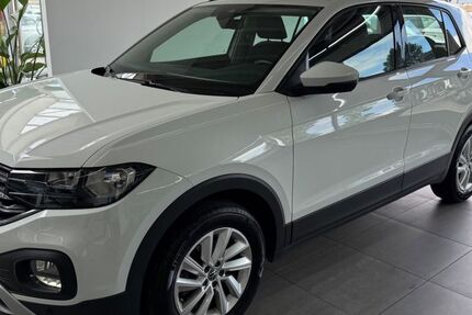VW T-Cross 107.000 km 14.490 &euro; Braunschweig 38116