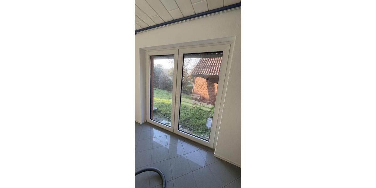 Haus mit moderner Küche, Kamin und bodentiefen Fenstern – sofort bezugsfertig! 6 zimmer