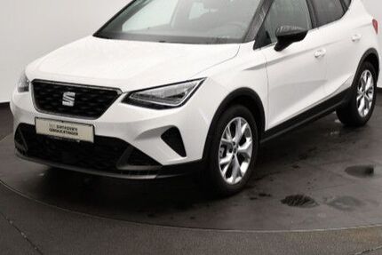 Seat Arona 15.650 km 25.190 &euro; Wolfsburg 38440