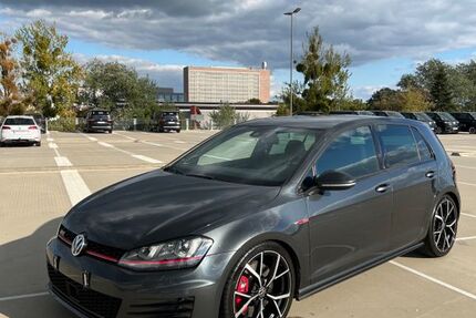 VW Golf 155.000 km 15.100 &euro; Wolfsburg 38444