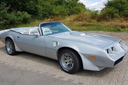 Pontiac Firebird 109.000 km 22.000 € Helmstedt 38350