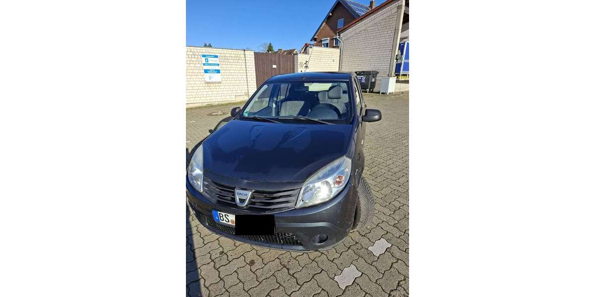 Dacia Sandero 149.000 km 1.249 &euro; Braunschweig 38102
