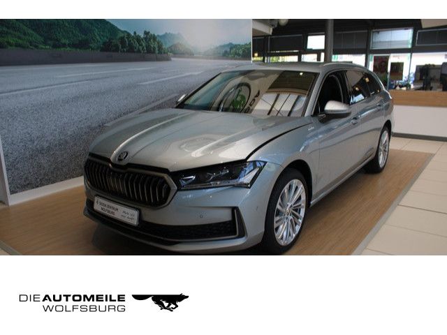 Skoda Superb 16.500 km 45.790 € Wolfsburg 38440