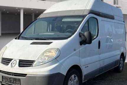 Renault Trafic 214.593 km 5.555 &euro; Braunschweig 38126
