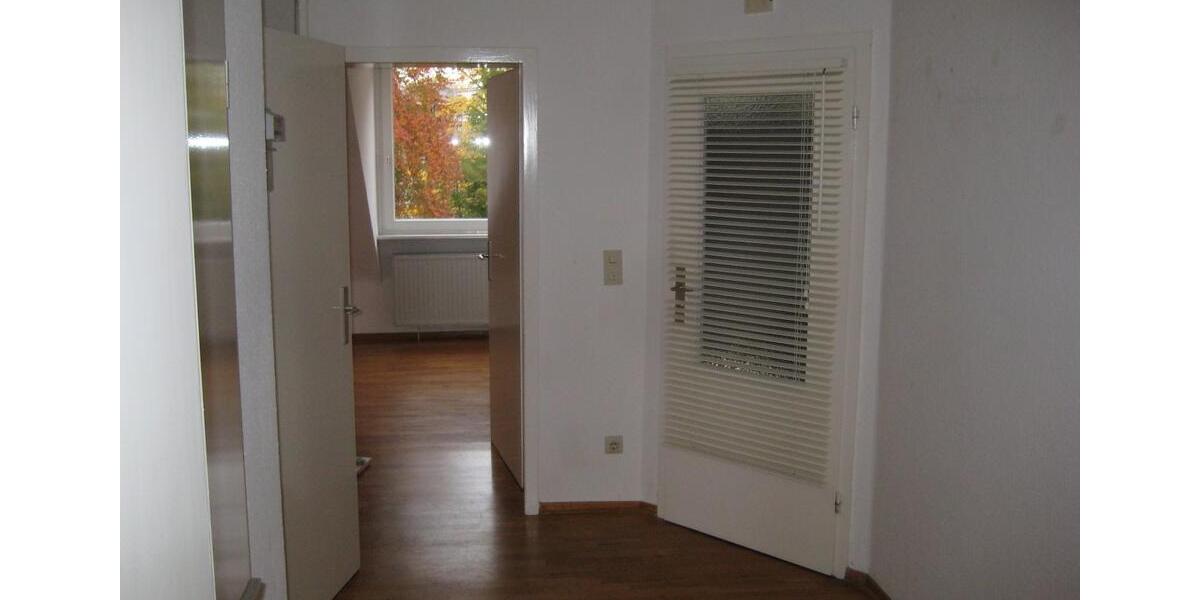 Dachgeschoßwohnung Braunschweig - 2 Zimmer, 65 m&sup2;, 610&euro; | Angebot:26316004