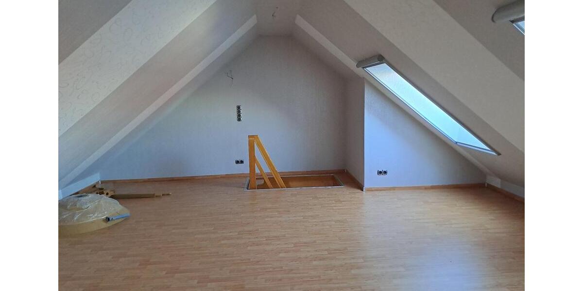 Dachgeschoßwohnung Ehra-Lessien Lessien - 3 Zimmer, 69 m&sup2;, 160.000&euro; | Angebot:26478254