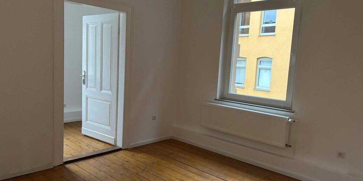 Schöne 5 12 Zimmer Wohnung mit Altbaucharme im östlichen Ringgebiet zimmer