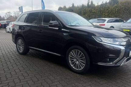 Mitsubishi Plug-in Hybrid Outlander 24.152 km 25.970 &euro; Helmstedt 38350