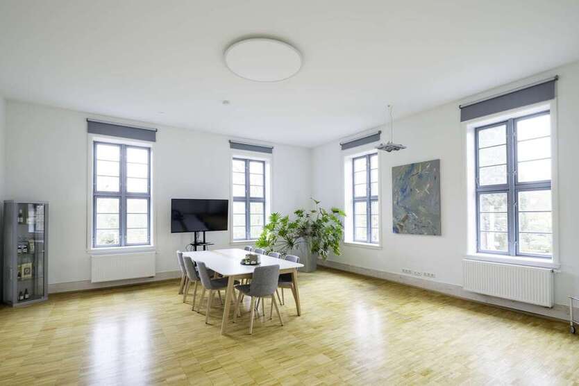 Büro in Braunschweig 2.680 € 268 m²