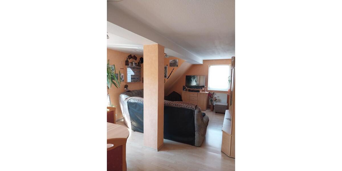 Dachgeschoßwohnung Helmstedt - 3 Zimmer, 67 m&sup2;, 90.000&euro; | Angebot:27091307