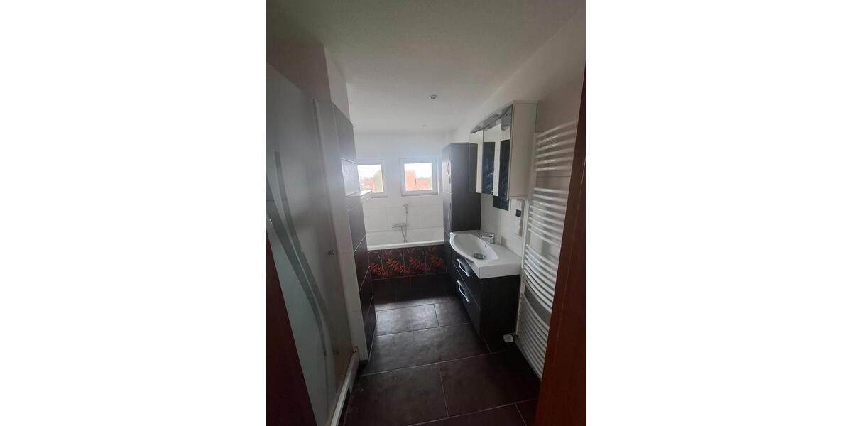 Dachgeschoßwohnung Barwedel - 3 Zimmer, 95 m&sup2;, 795&euro; | Angebot:26610278