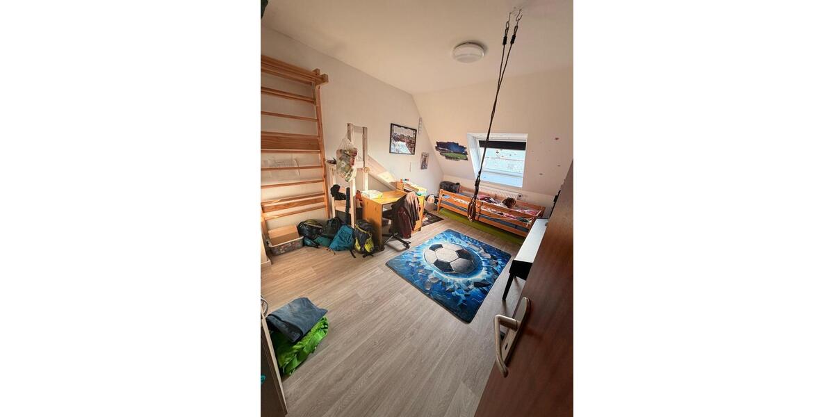 Dachgeschoßwohnung Gifhorn - 4 Zimmer, 83 m&sup2;, 800&euro; | Angebot:24831413