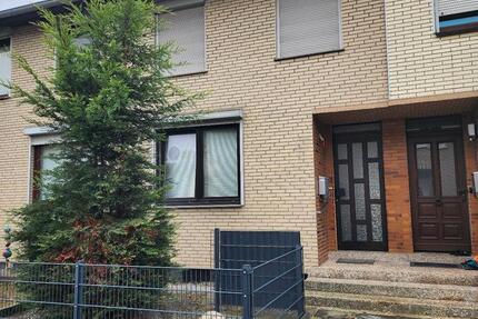 Erstbezug nach Sanierung:Geschmachvolles 3 Raum Reihenhaus