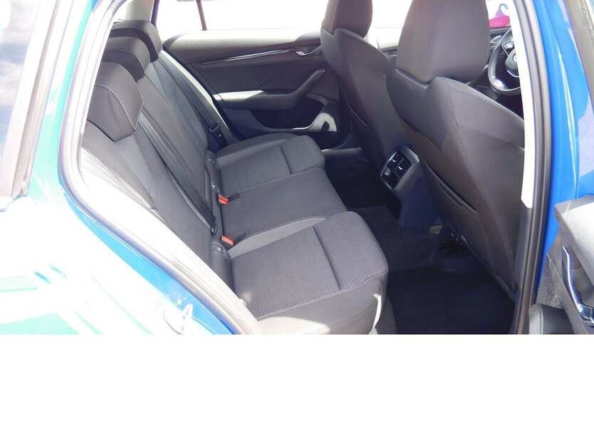 Octavia 1.4 Ambition Kombi Hybrid DSG Navi Klima