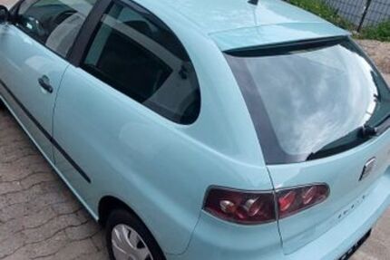 Seat Ibiza 81.000 km 3.099 &euro; Wolfsburg 38440