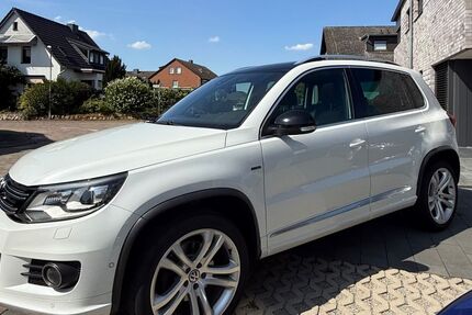 VW Tiguan 229.000 km 13.800 &euro; Rötgesbüttel 38531