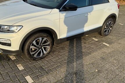 VW T-Roc 59.000 km 18.400 &euro; Gifhorn 38518