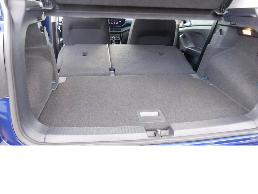 VW T-Cross 1.0 Life United BMT TSI Klima Navi 10.100 km 17.990 € Vordorf 38533