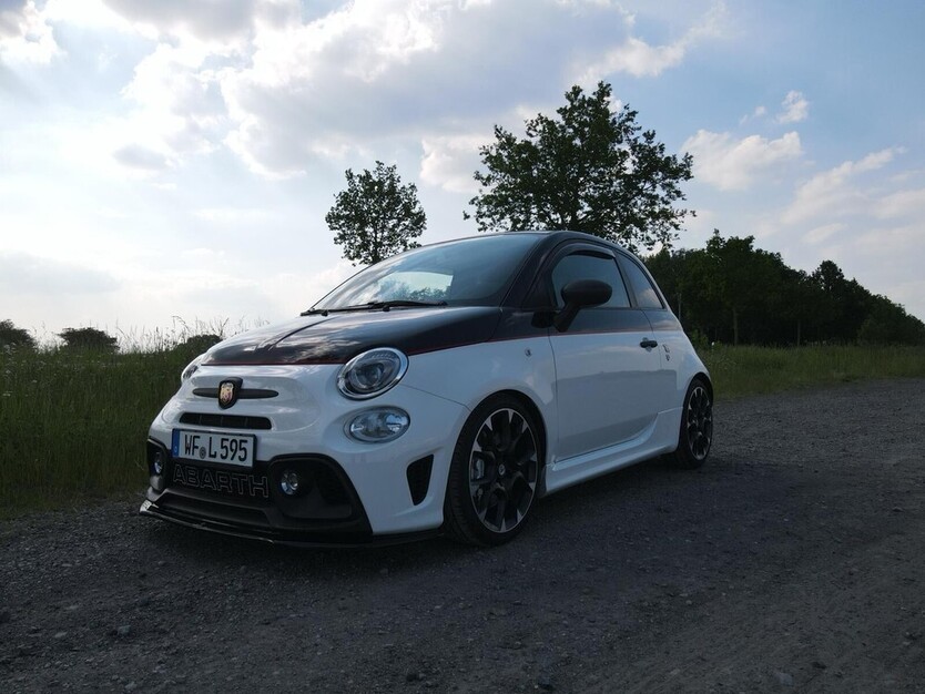 595 competizione
