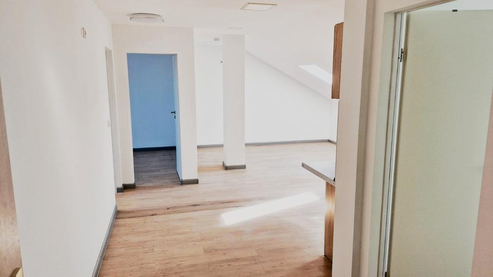 Dachgeschoßwohnung Wolfsburg Almke - 3 Zimmer, 61 m&sup2;, 499&euro; | Angebot:26062270