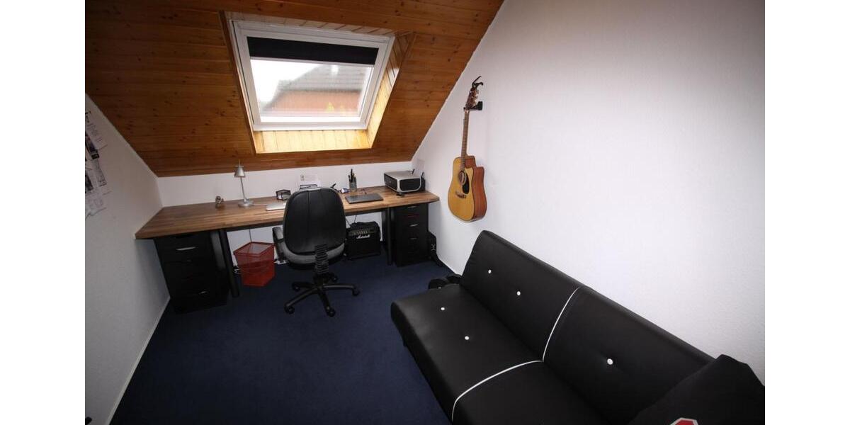 Dachgeschoßwohnung Gifhorn - 3 Zimmer, 83 m&sup2;, 700&euro; | Angebot:26338169