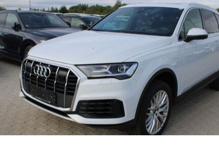 Audi Q7 68.300 km 46.390 &euro; Wolfsburg 38440