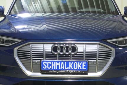 Audi e-tron 45.900 km 26.950 &euro; Braunschweig 38112