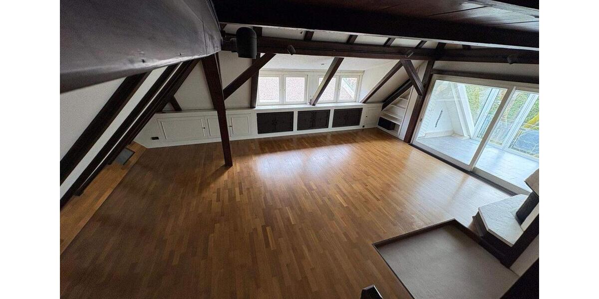 Etagenwohnung Helmstedt - 5 Zimmer, 130 m&sup2;, 950&euro; | Angebot:26491369