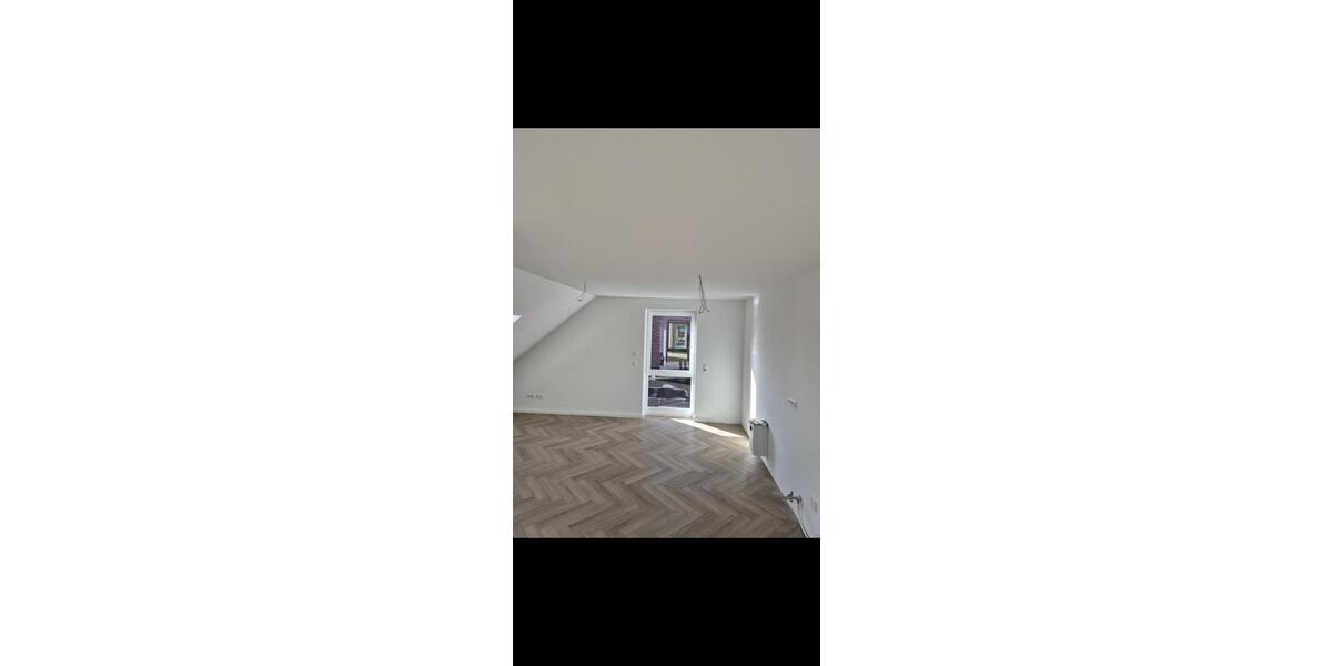Dachgeschoßwohnung Wolfsburg Alt-Wolfsburg - 3 Zimmer, 111 m&sup2;, 1.007&euro; | Angebot:26253787