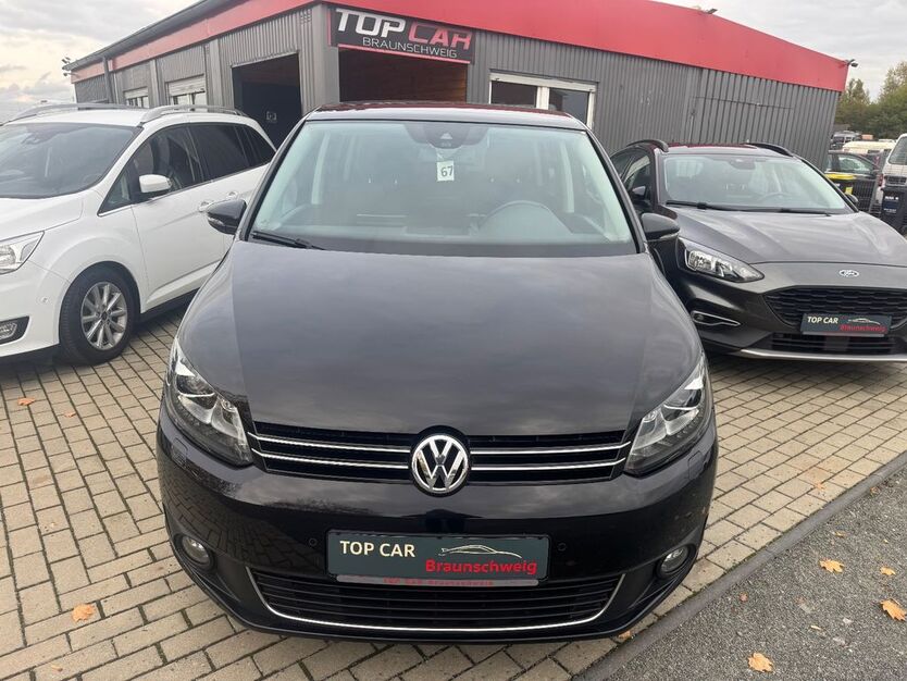 VW Touran 192.000 km 8.990 € Braunschweig 38110