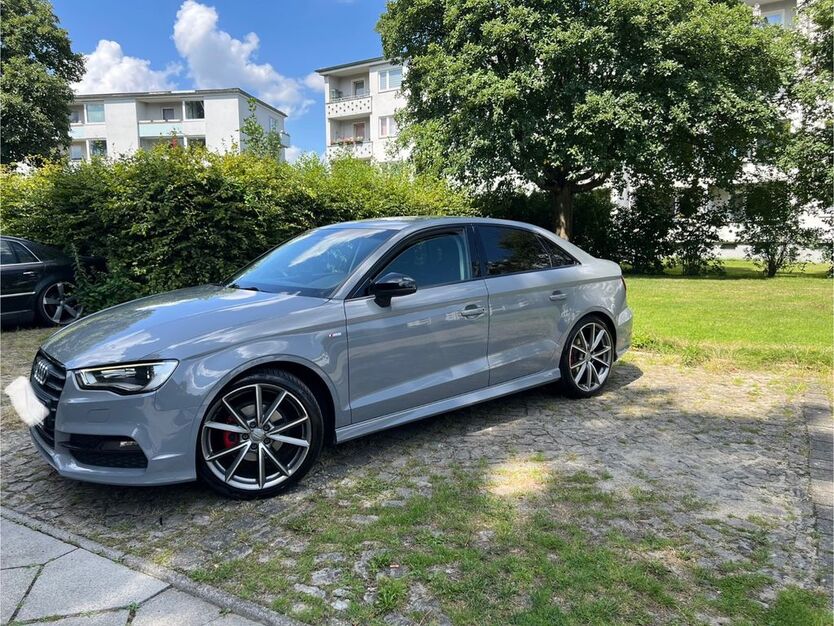 Audi A3 143.000 km 14.250 € Wolfsburg 38440