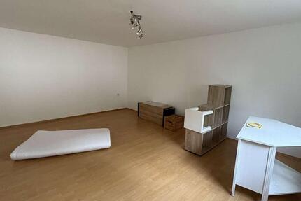 Büro mit Küche + Bad + Garage in Apelnstedt zimmer