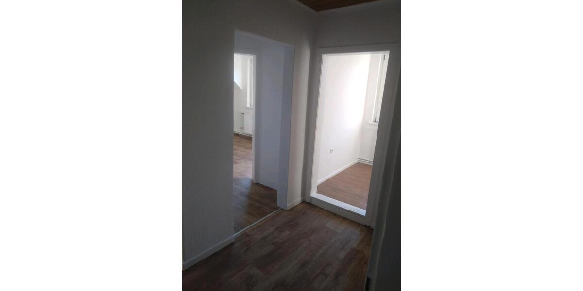 Etagenwohnung Vordorf - 4.5 Zimmer, 90 m&sup2;, 800&euro; | Angebot:26581878