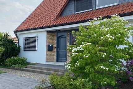 Haus Wolfsburg - 4 Zimmer, 140 m&sup2;, 1.600&euro; | Angebot:23547187