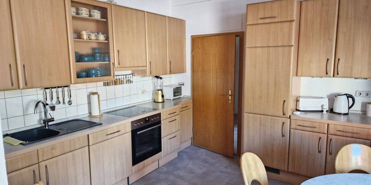 Mehrfamilienhaus, Wohnhaus Grasleben - 7 Zimmer, 185 m&sup2;, 190.000&euro; | Angebot:26703004