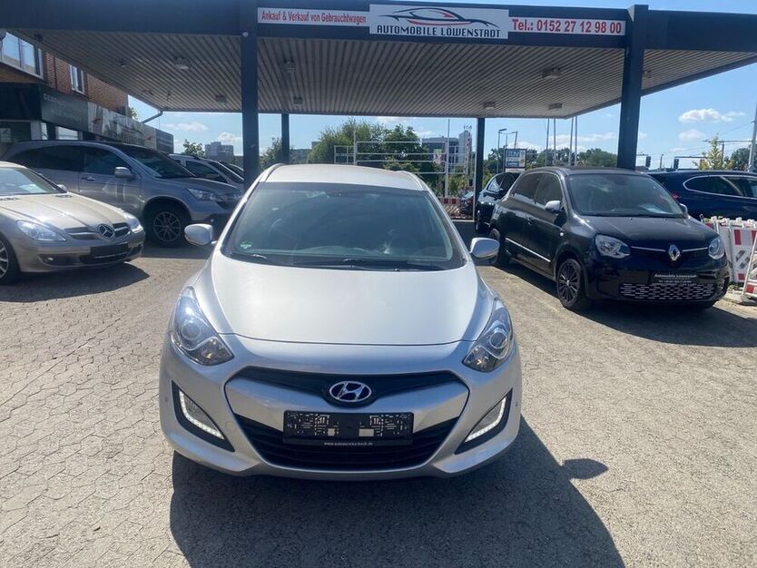 i30