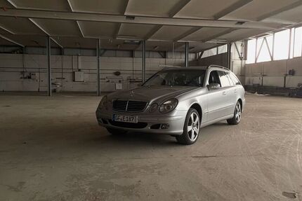 Mercedes E 220