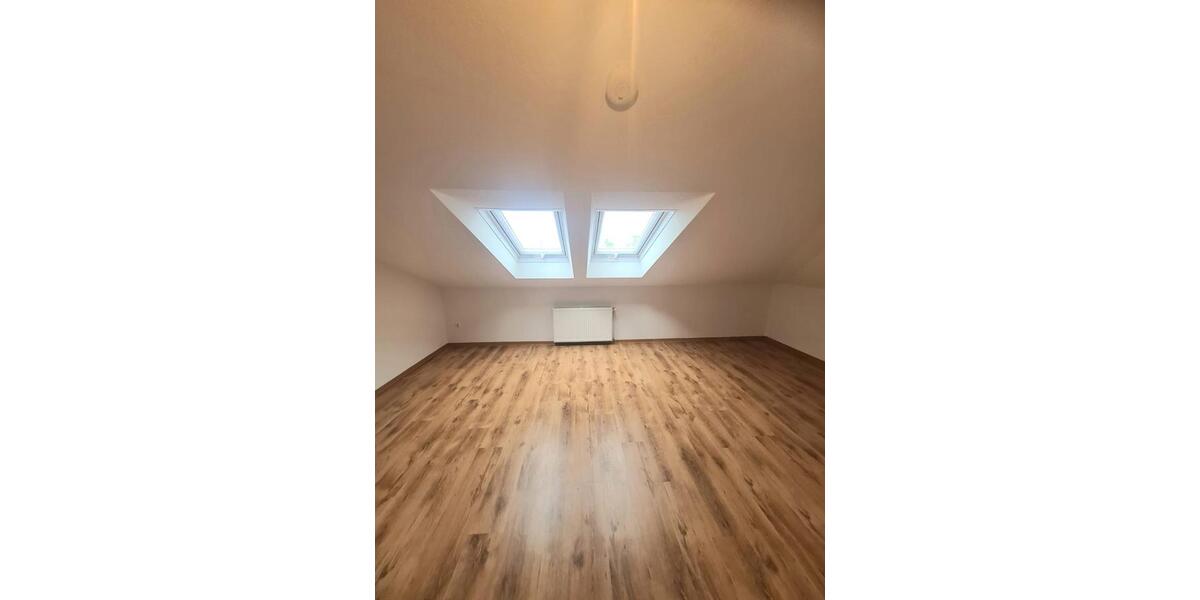Maisonettenwohnung Wolfsburg Almke - 5 Zimmer, 127 m&sup2;, 280.000&euro; | Angebot:26169042