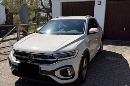 VW T-Roc 14.000 km 25.699 &euro; Braunschweig 38120