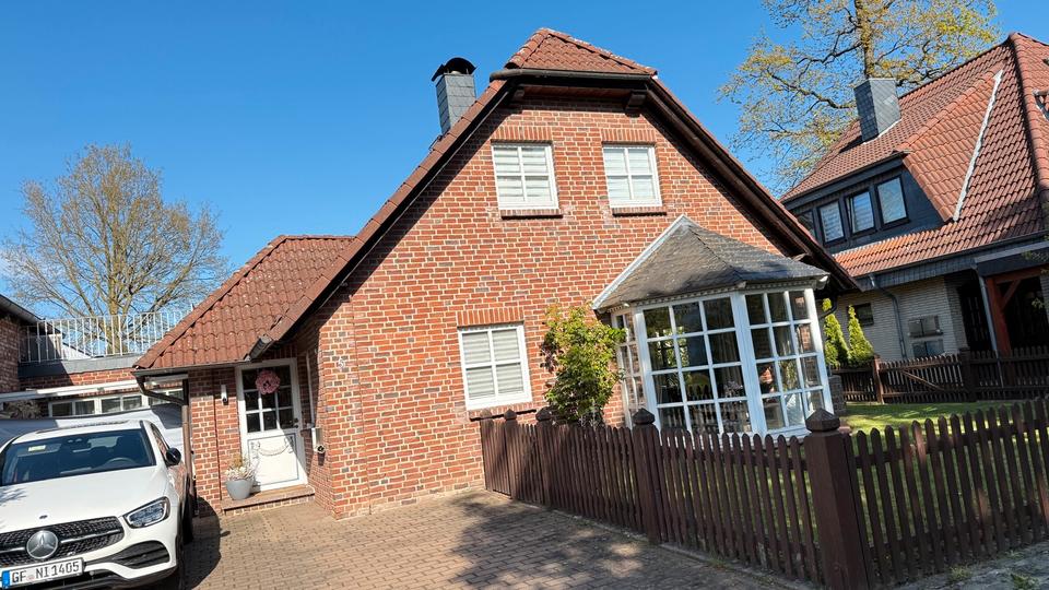 Einfamilienhaus Meinersen - 5 Zimmer, 140 m&sup2;, 360.000&euro; | Angebot:26330062