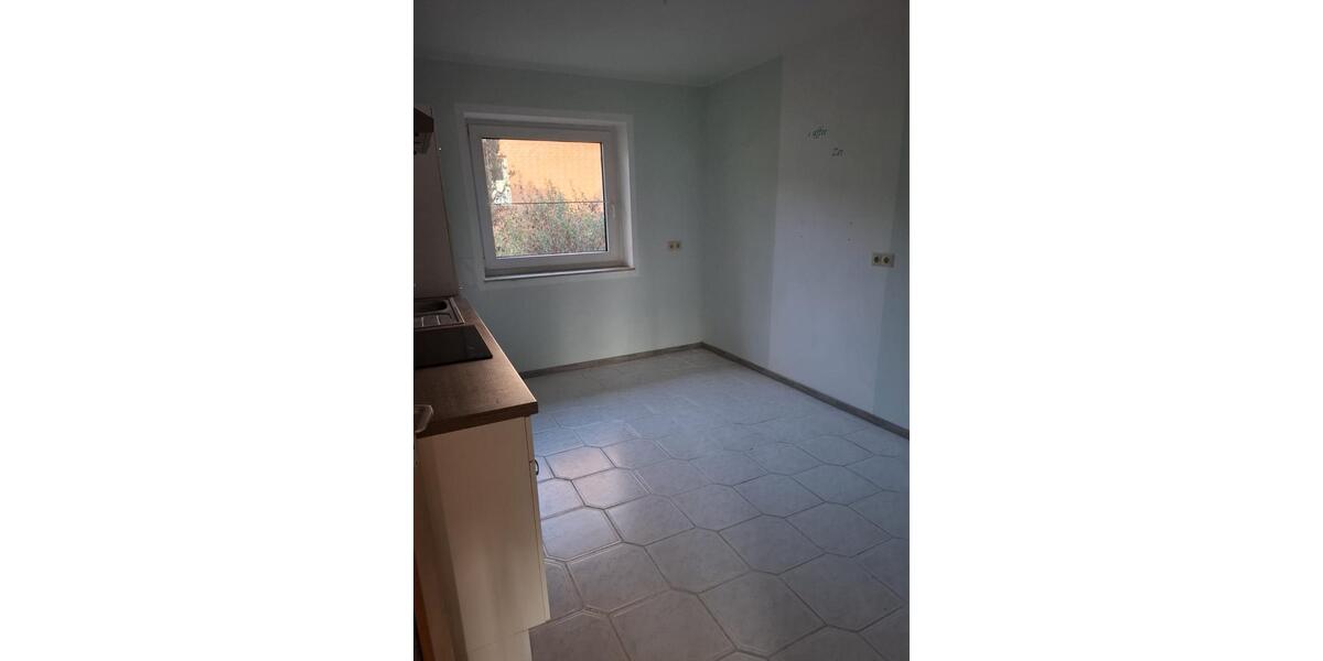 Erdgeschoßwohnung Jembke - 4 Zimmer, 90 m&sup2;, 800&euro; | Angebot:24715512