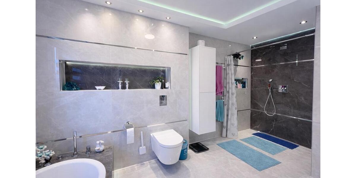 Exklusive Neubauwohnung, EBK, Terrasse, Smart Home 4 zimmer