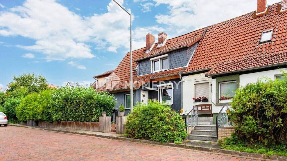 Großzügiges Zuhause für die ganze Familie - Gepflegte Doppelhaushälfte mit rund 180 m² Wohnfläche