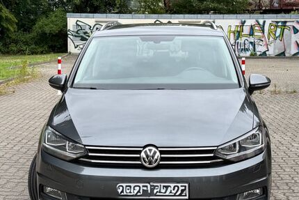 VW Touran 119.000 km 11.700 &euro; Braunschweig 38106