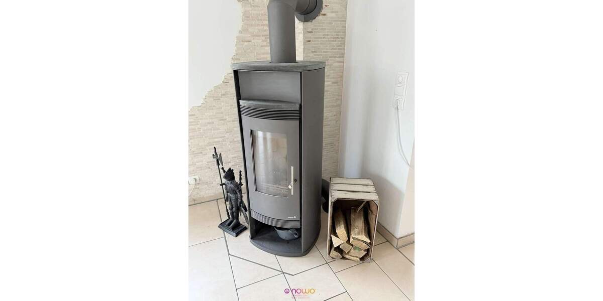 Wohlfühlhaus mit Kaminofen, Wintergarten & nachhaltiger Luftwärmepumpe 7 zimmer