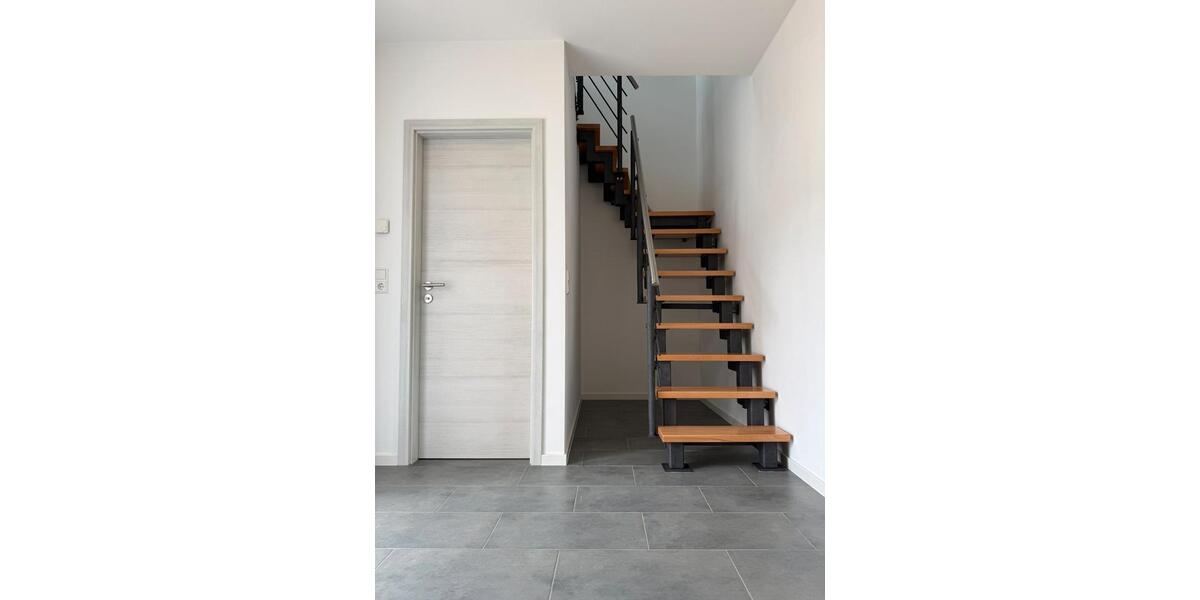 Etagenwohnung Oebisfelde-Weferlingen Weferlingen - 2 Zimmer, 93 m&sup2;, 770&euro; | Angebot:26633188