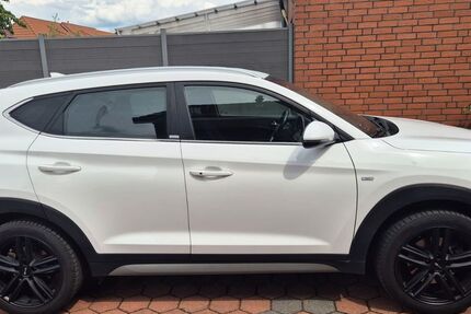 Hyundai TUCSON 87.949 km 19.850 &euro; Meine 38527