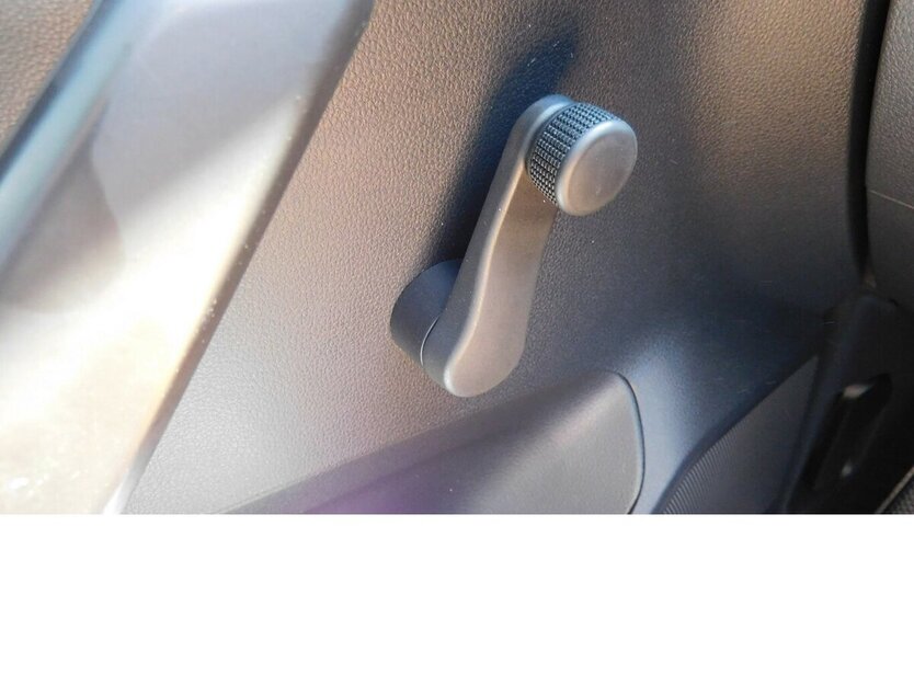 VW Caddy Maxi Abt-e Elektrik DSG Automatik Navi 14.600 km 14.690 € Vordorf 38533