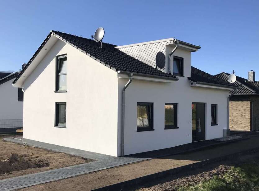 Haus zum Kaufen in Sassenburg 349.000 € 140 m²