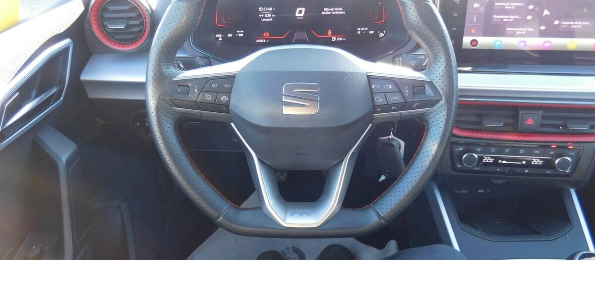 Seat Arona 1.0 FR-Line TSI BMT Navi Klima Alu 27.000 km 16.990 € Vordorf 38533